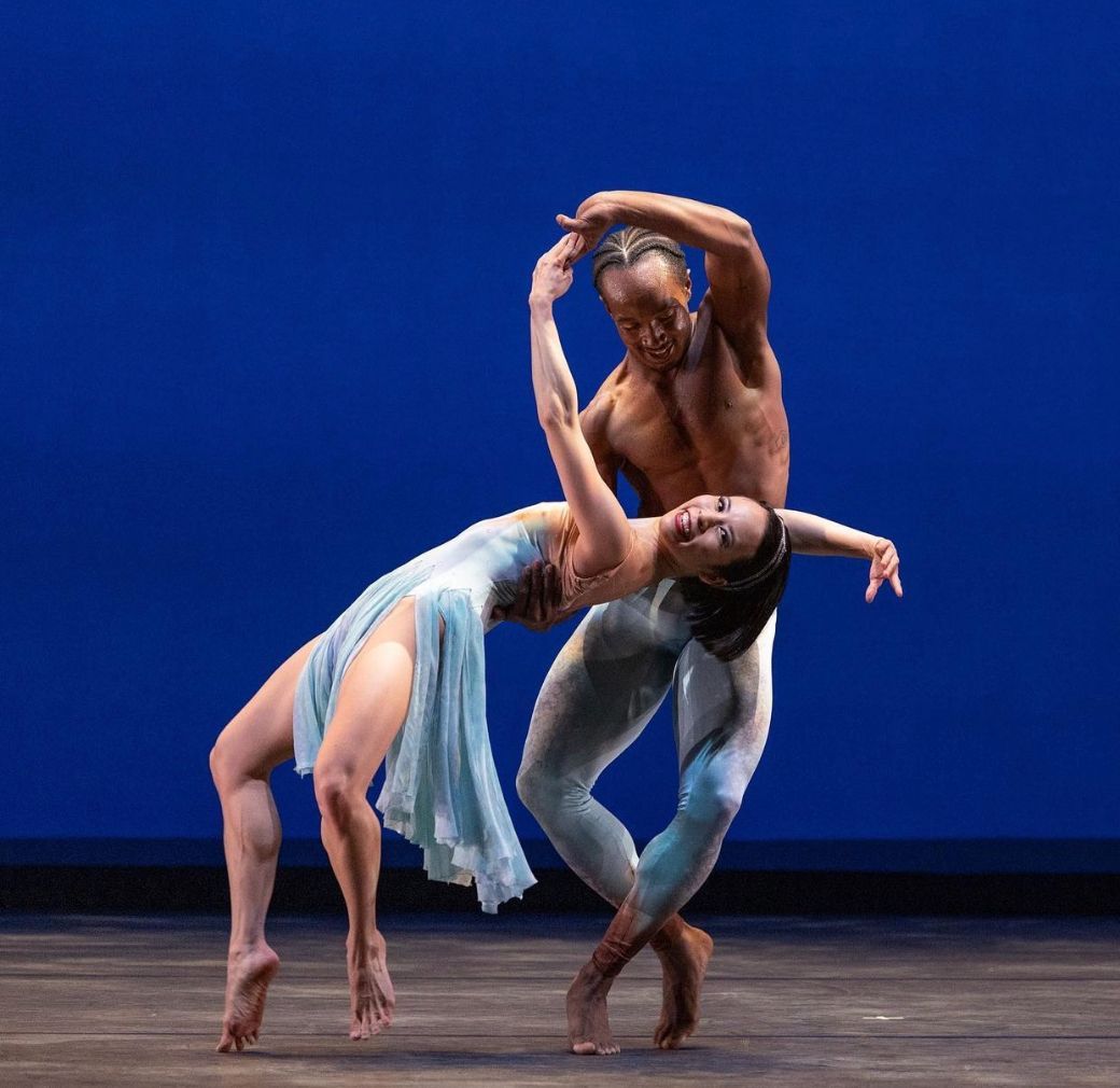Madelyn Ho and Alex Clayton in <i>Airs</i> © Danica Paulos