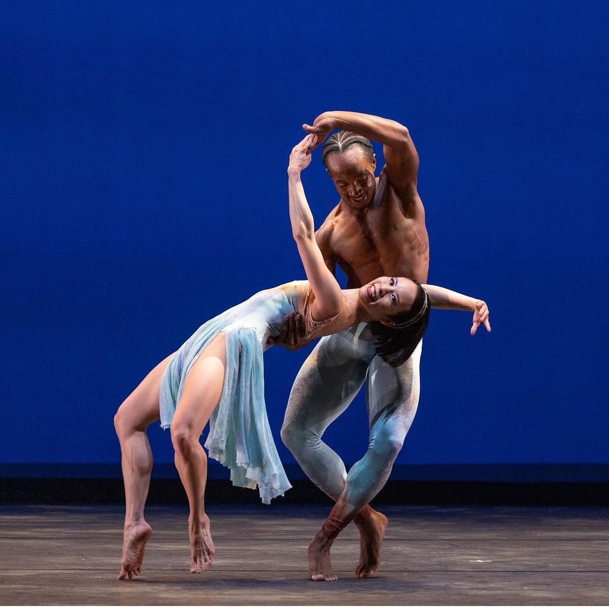 Madelyn Ho and Alex Clayton in <i>Airs</i> © Danica Paulos