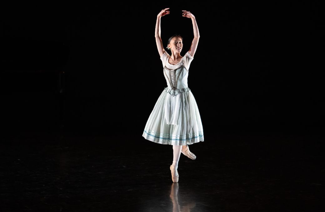 Minju Kang in Mary Skeaping's <i>Giselle</i> Act 1 variation &copy; Deborah Jaffe