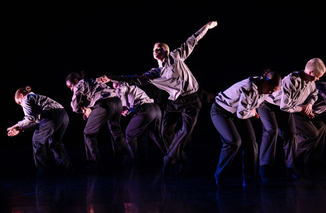 Rambert School of Ballet &amp; Contemporary Dance in Grace O'Brien's <i>Set Fast</i> &copy; Deborah Jaffe