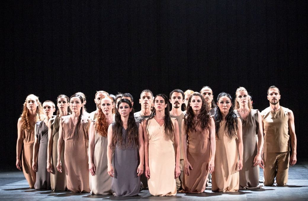 Sasha Waltz &amp; Guests in <i>Sacre</i> &copy; Bernd Uhlig