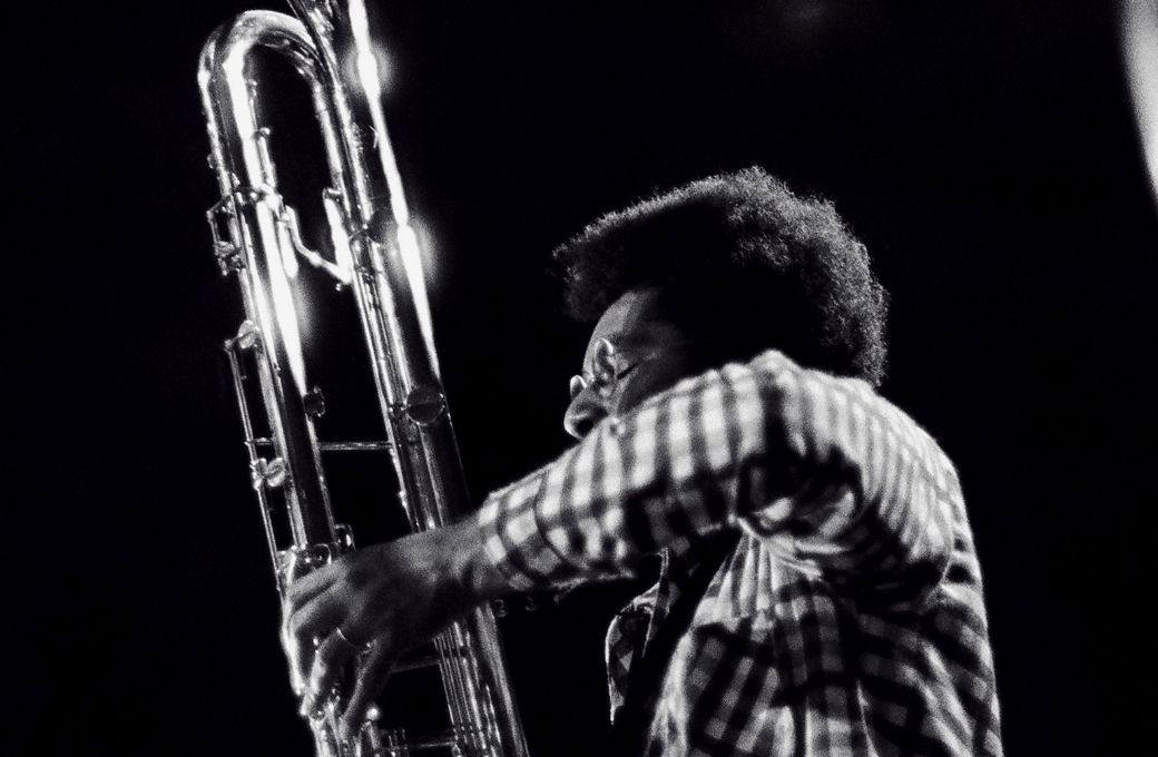 Anthony Braxton performs on a contrabass clarinet © Tom Marcello