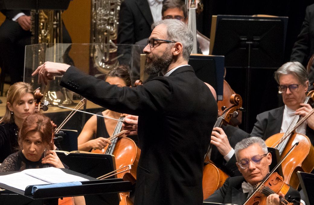Dima Slobodeniouk al frente de la Sinfónica de Galicia © Orquesta Sinfónica de Galicia