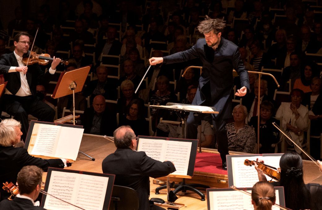 Juraj Valčuha conducts the Konzerthausorchester Berlin © Martin Walz