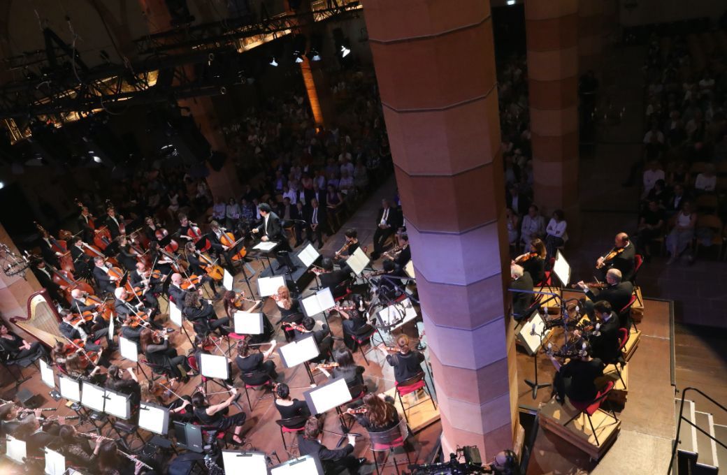 Alain Altinoglu et l'Orchestre Symphonique de la Monnaie © FIC - Bertrand Schmitt