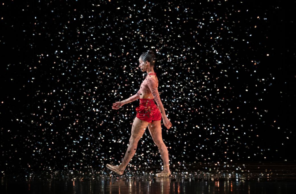 Emilia Peredo Aguirre in Demis Volpi's <i>Final Curtain</i> &copy; Ingo Schaefer