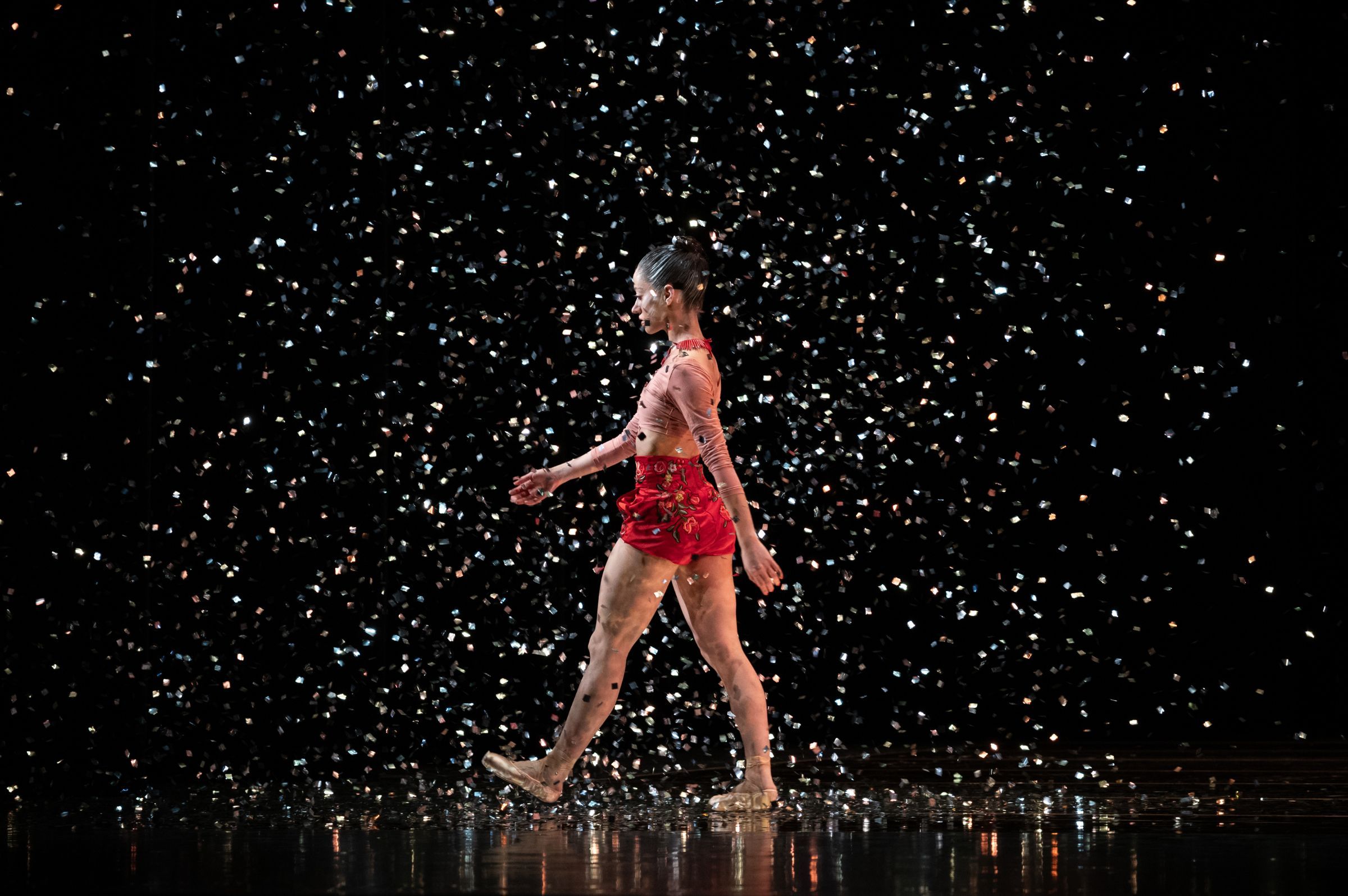 Emilia Peredo Aguirre in Demis Volpi's <i>Final Curtain</i> &copy; Ingo Schaefer