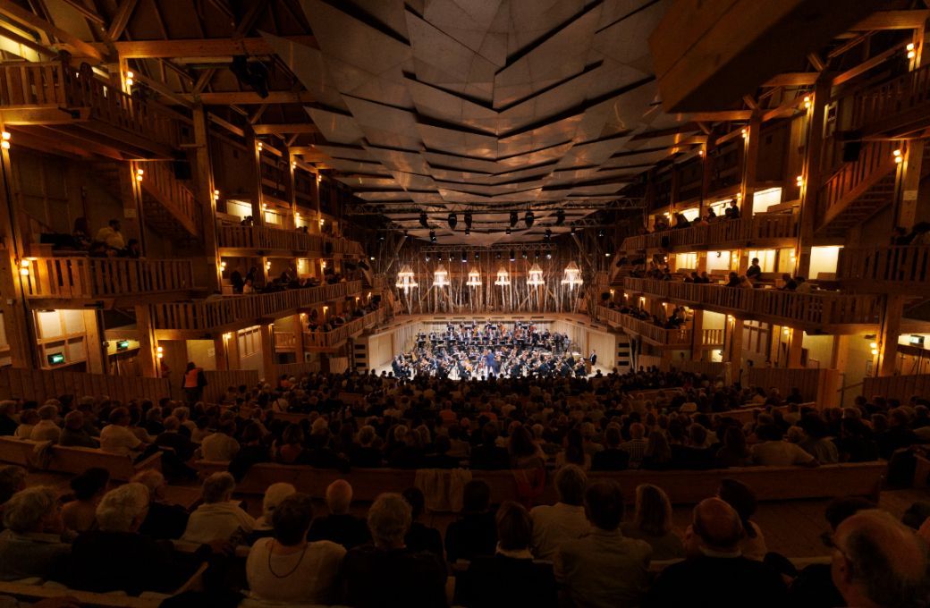Le concert de cl&ocirc;ture dans la Grange au Lac &copy; Matthieu Joffres