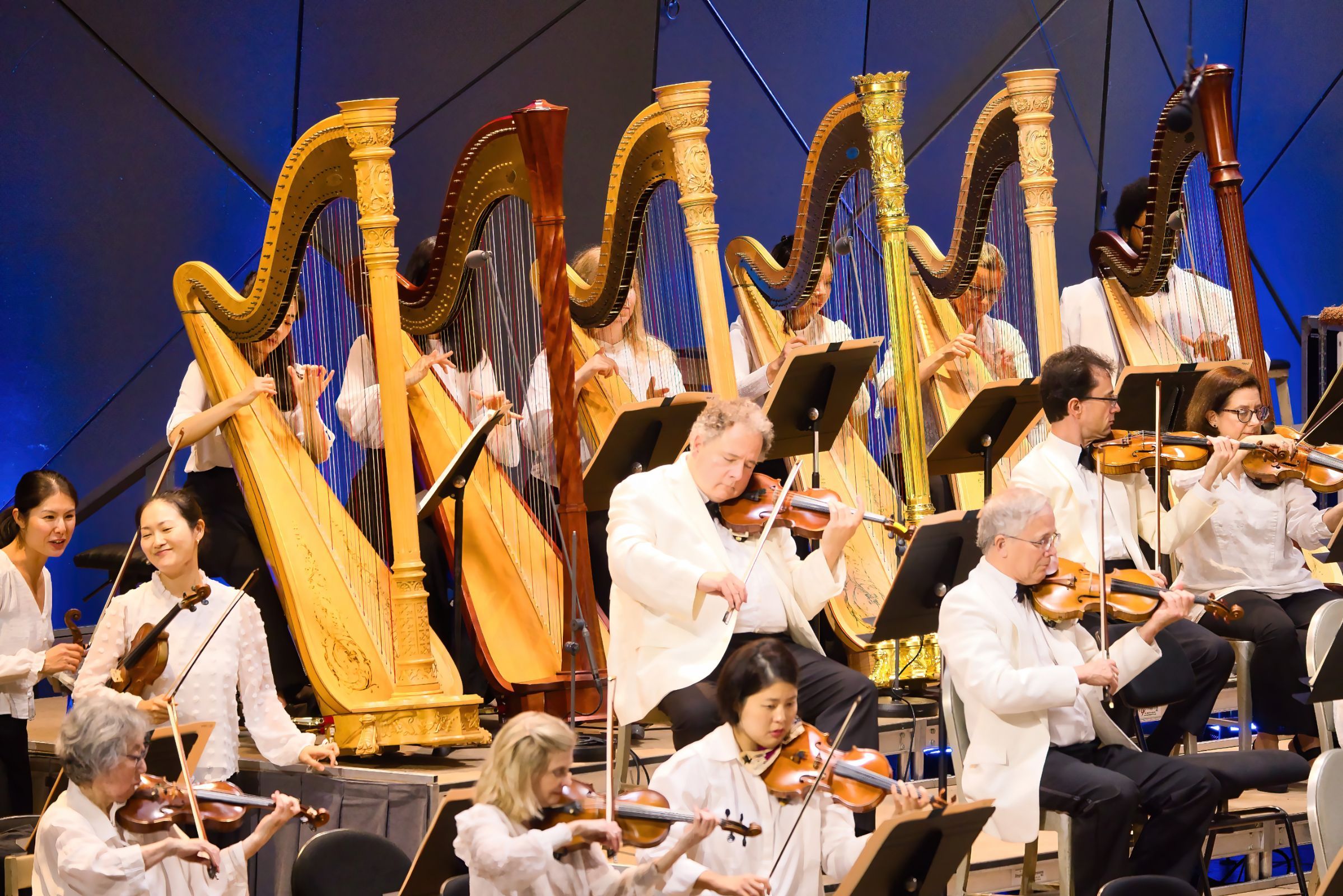 Boston Symphony harpists © Hilary Scott, courtesy of the BSO