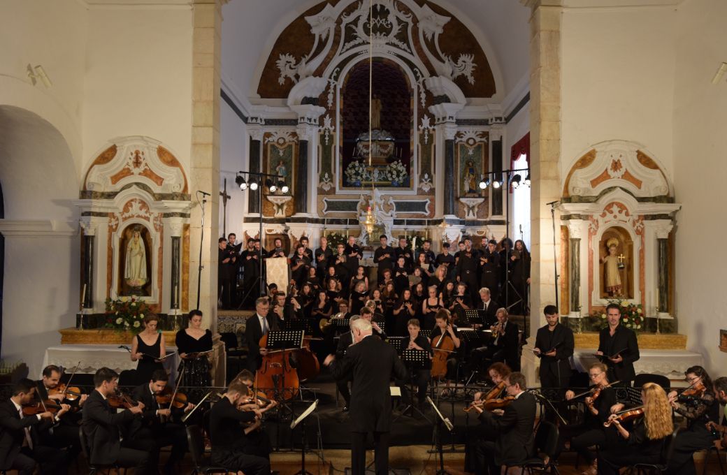 La <i>Messe du couronnement</i> dans l&rsquo;&eacute;glise Nossa Senhora da Estrela &copy; FIMM - Paulo Gouveia / Estela &Aacute;lvarez Ruiz