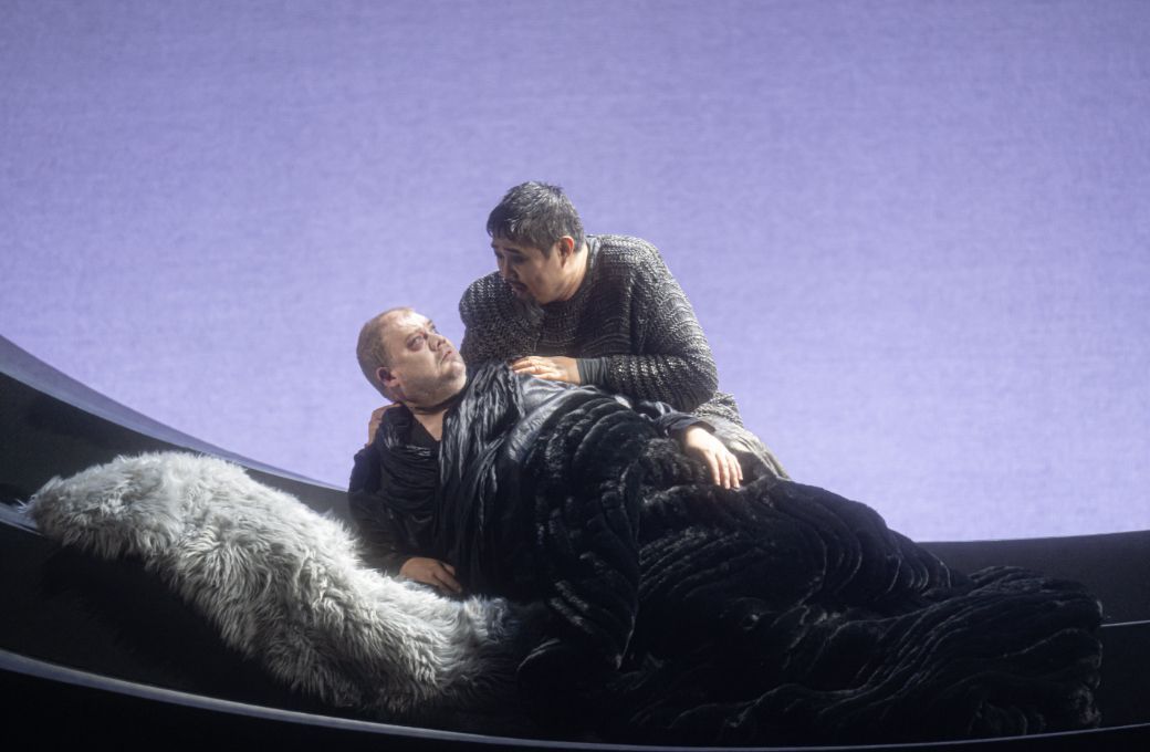 Stuart Skelton (Tristan), Shenyang (Kurwenal) &copy; Glyndebourne Productions Ltd. | Photography by ASH
