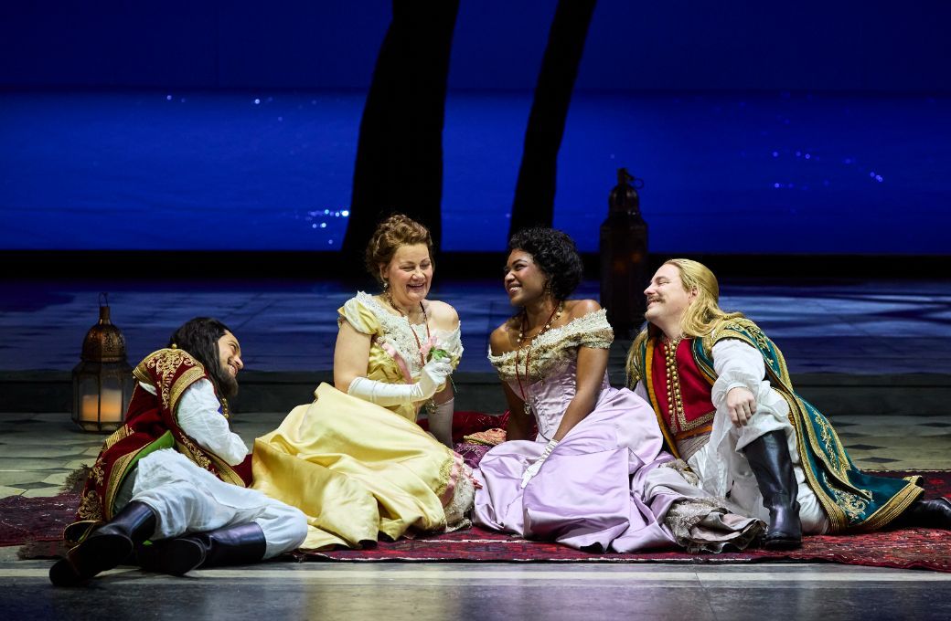 Filipe Manu (Ferrando), Helen Sherman, Nardus Williams and Nathan Lay (Guglielmo) &copy; Kaith Saunders