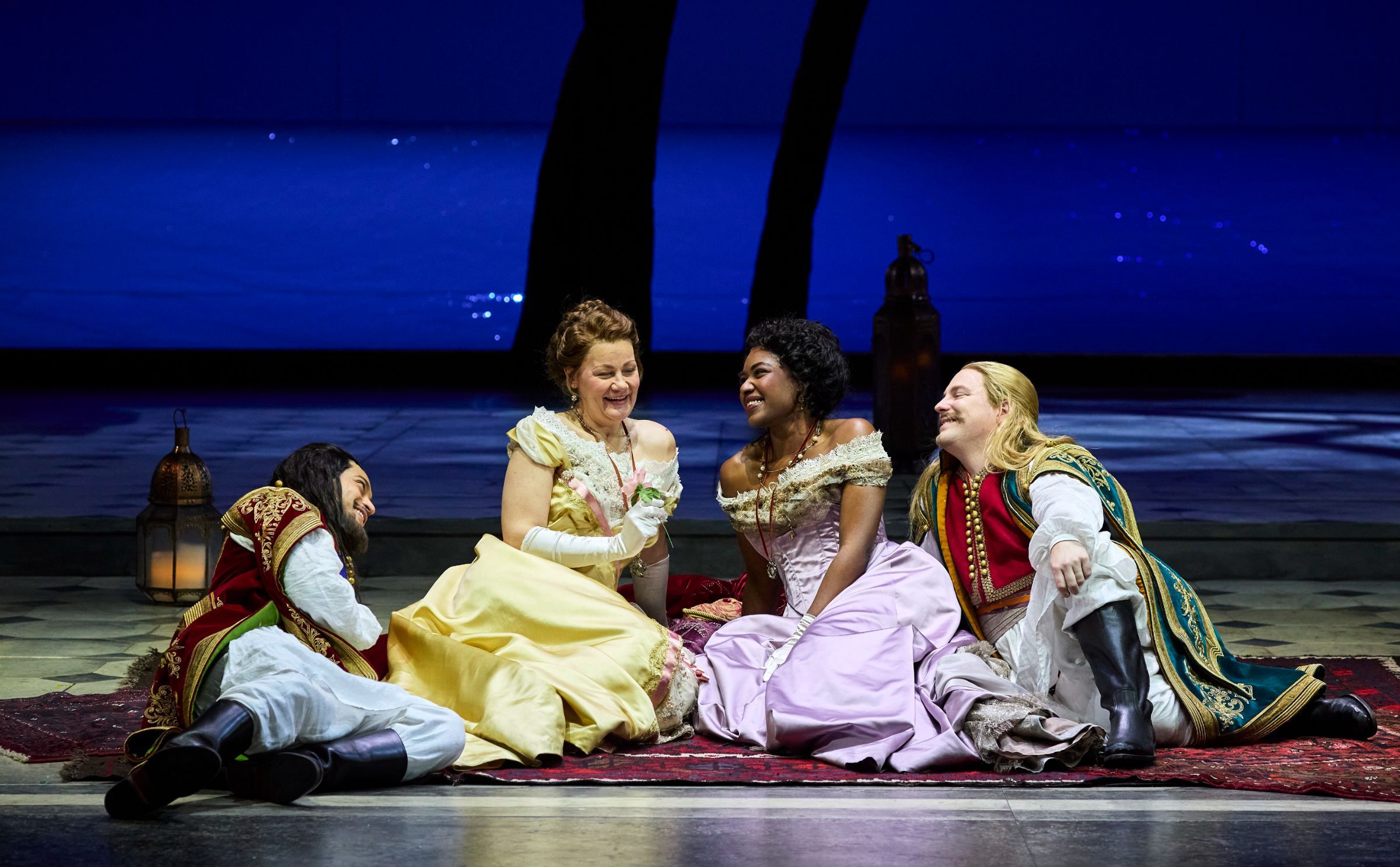 Filipe Manu (Ferrando), Helen Sherman, Nardus Williams and Nathan Lay (Guglielmo) &copy; Kaith Saunders