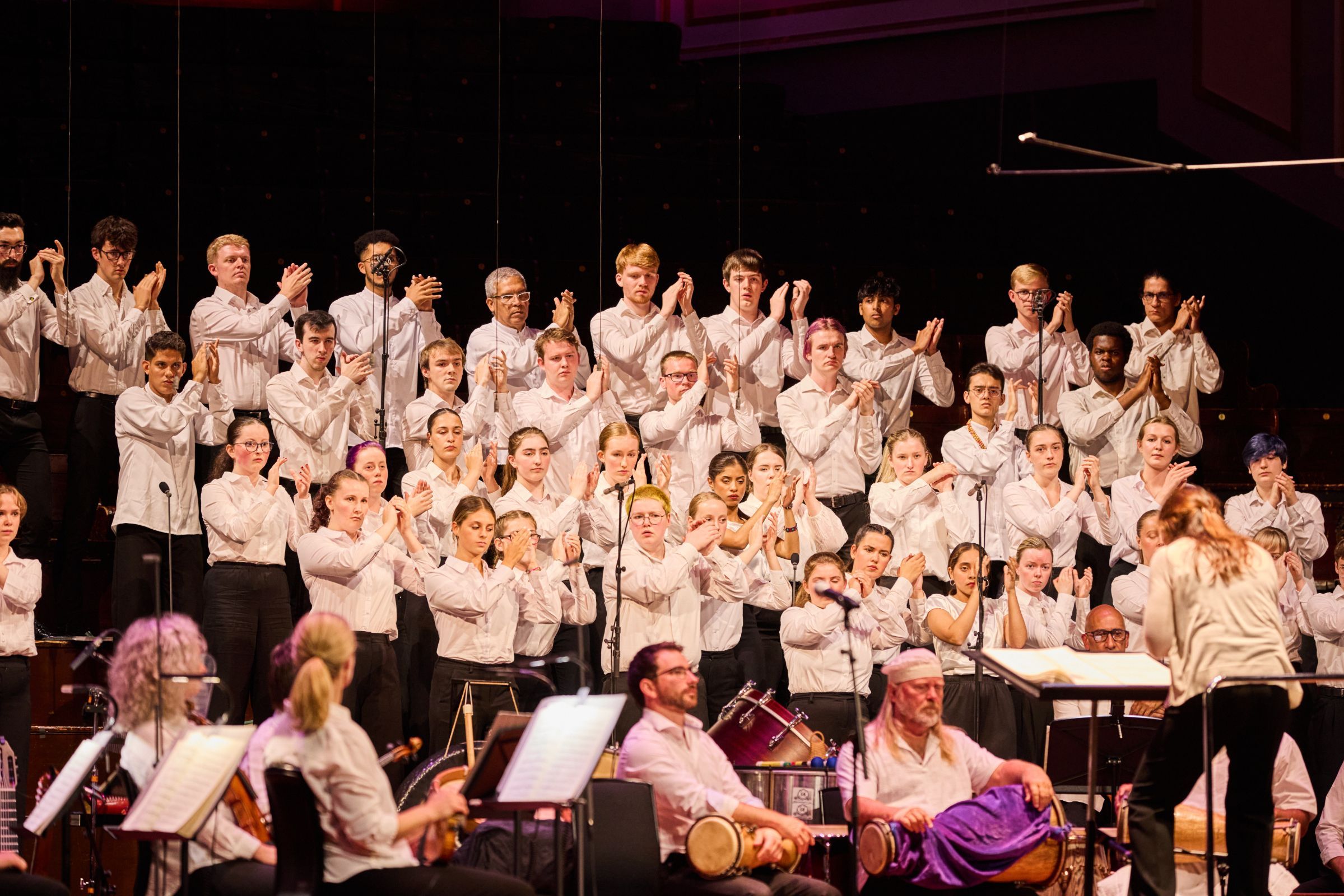 National Youth Choir of Scotland and Schola Cantorum de Venezuela © Andrew Perry