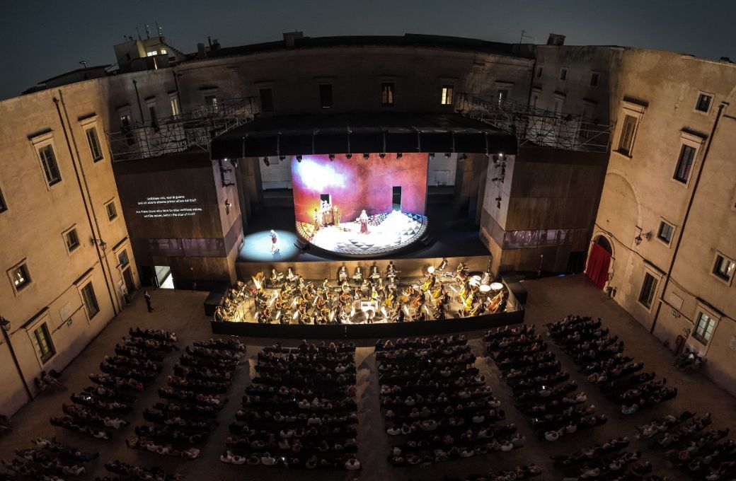 <i>Norma</i> at the Festival della Valle d'Itria &copy; Clarissa Lapolla