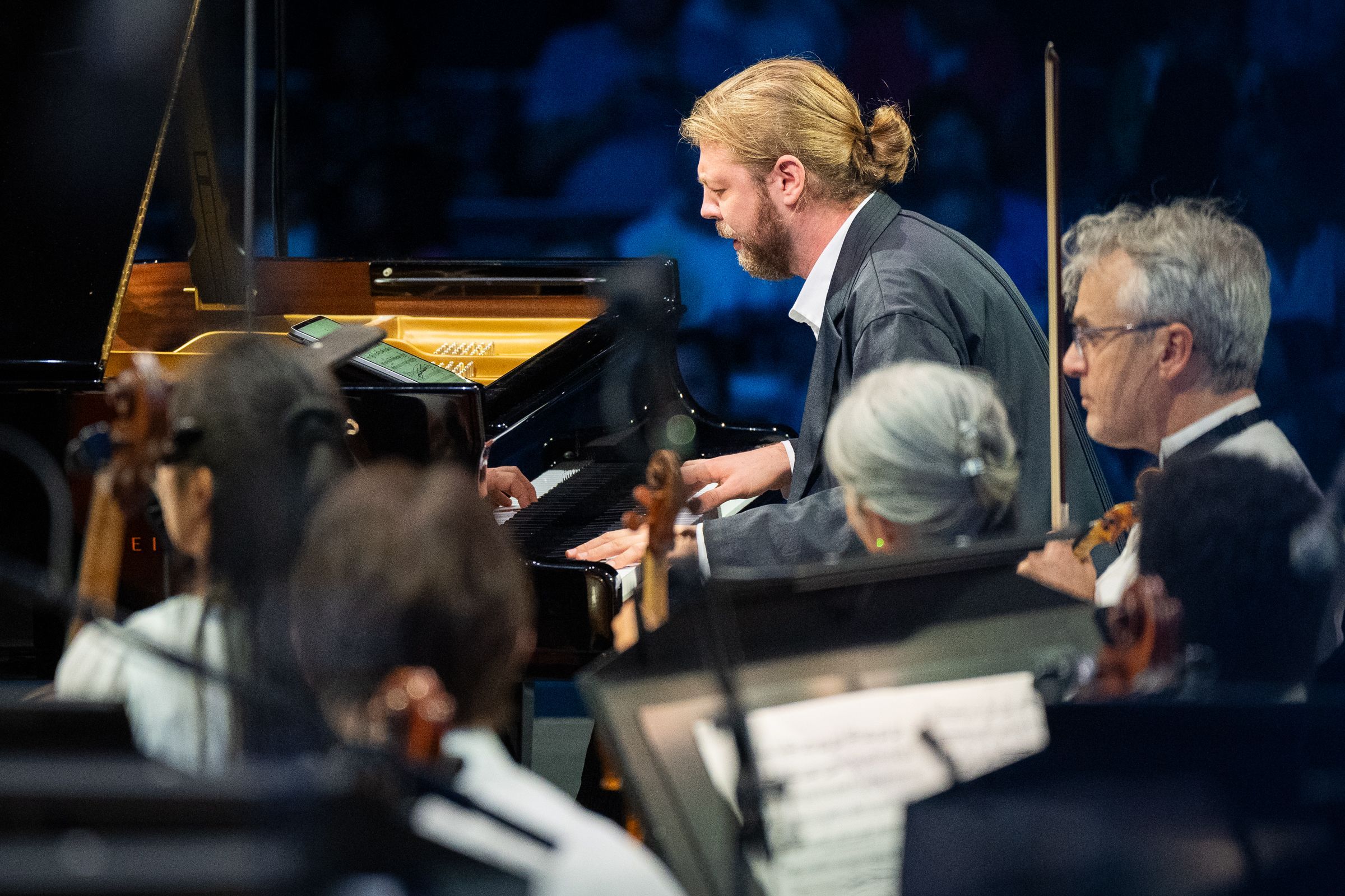 Denis Kozhukhin and the LA Phil © Elizabeth Asher, provided courtesy of the LA Phil