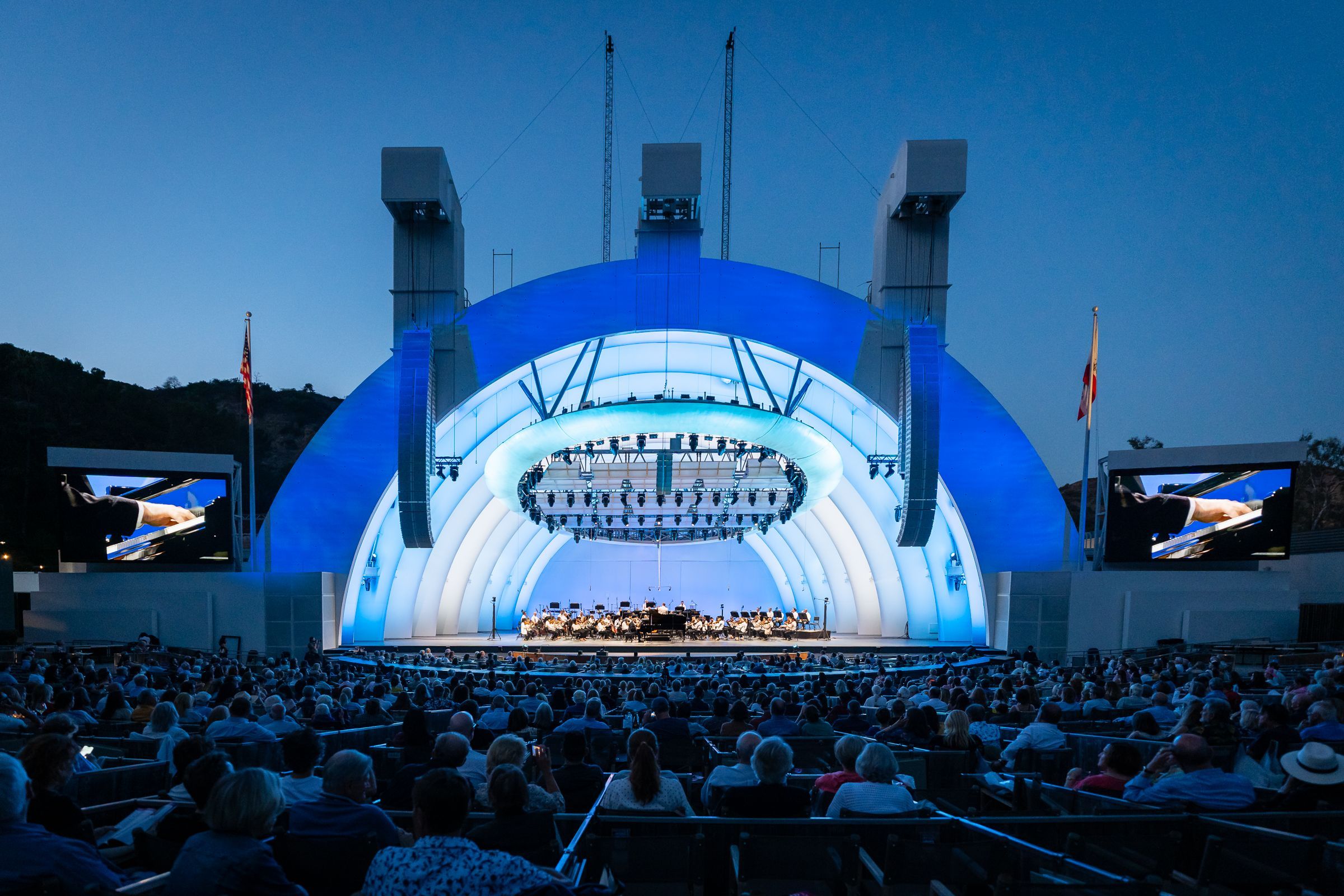 The LA Phil at the Hollywood Bowl © Elizabeth Asher, provided courtesy of the LA Phil