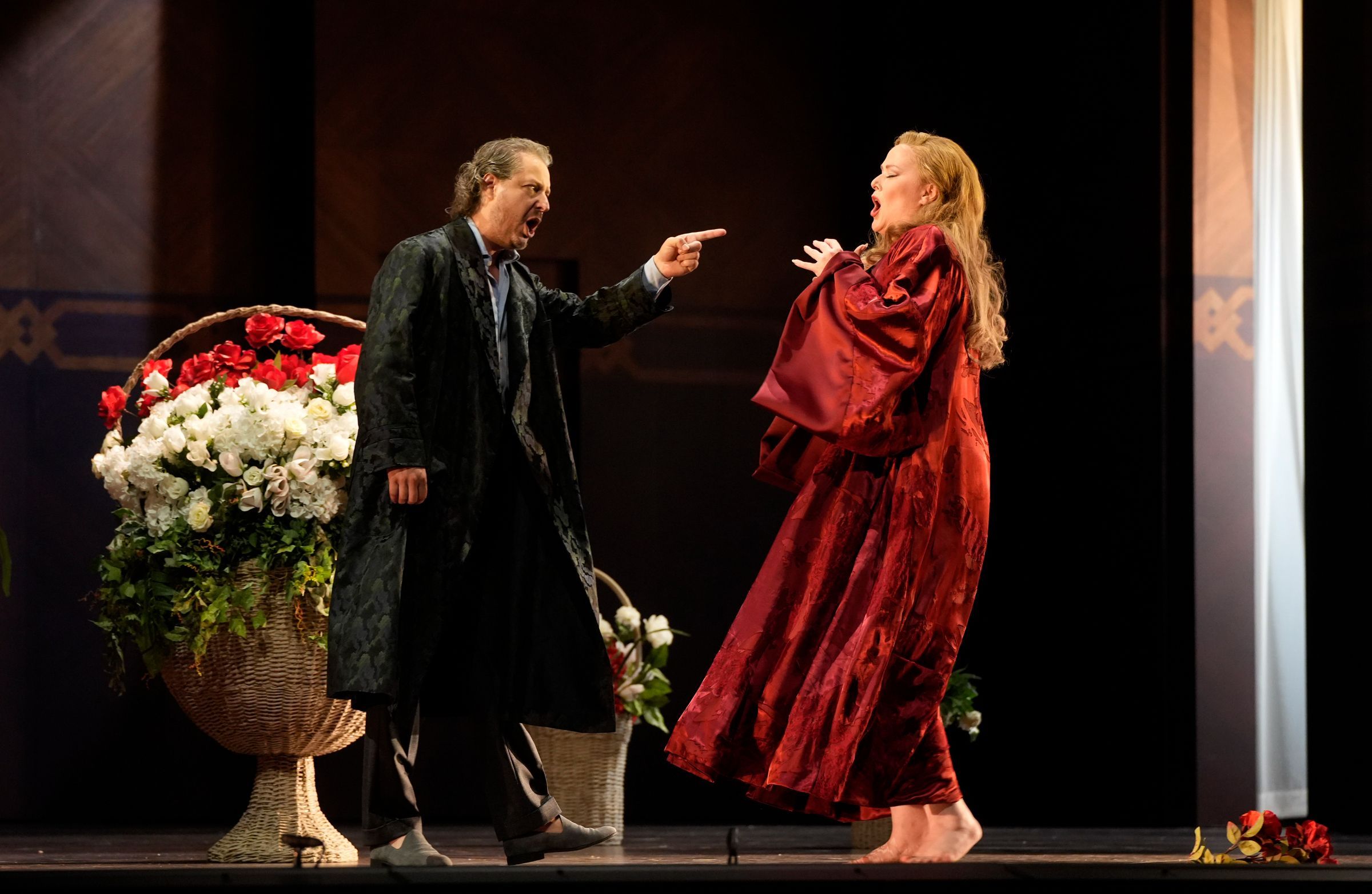 Dmitry Korchak (Contareno) and Jessica Pratt (Bianca) &copy; Amati Bacciardi