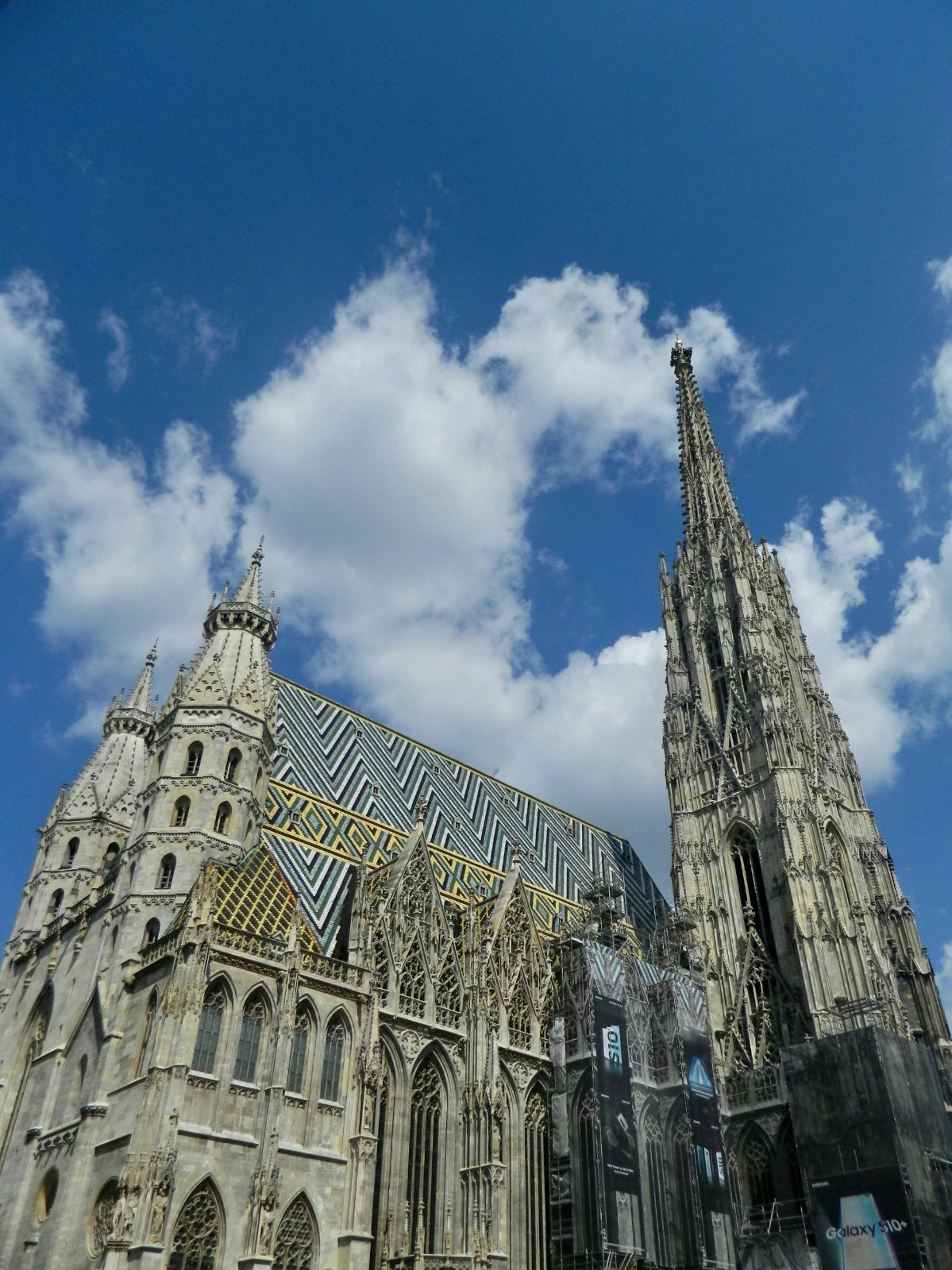 St Stephen’s Cathedral &copy; Ezgi Deliklitas | Unsplash