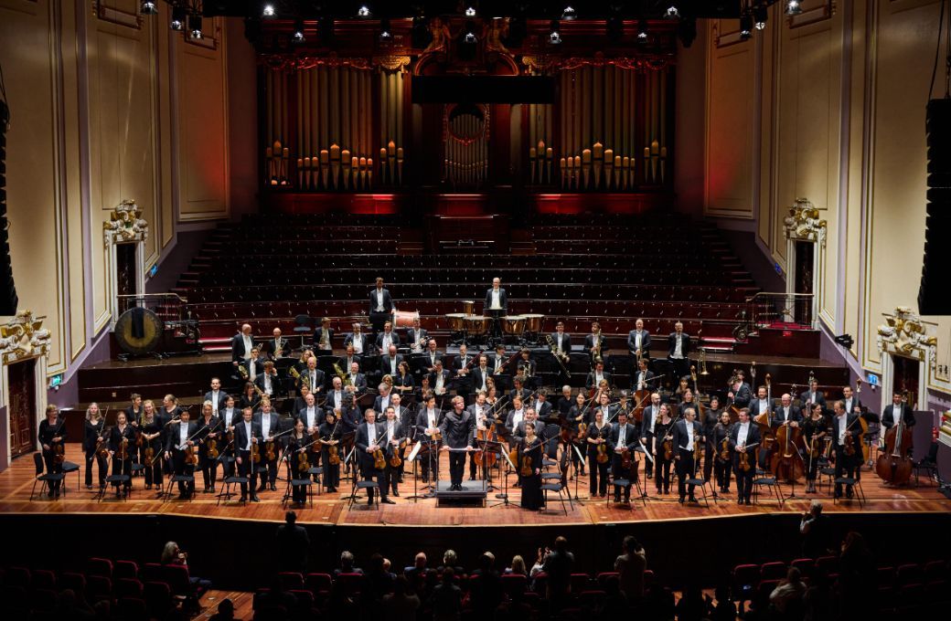 Jakub Hrůša and the Bamberg Symphony © Andrew Perry