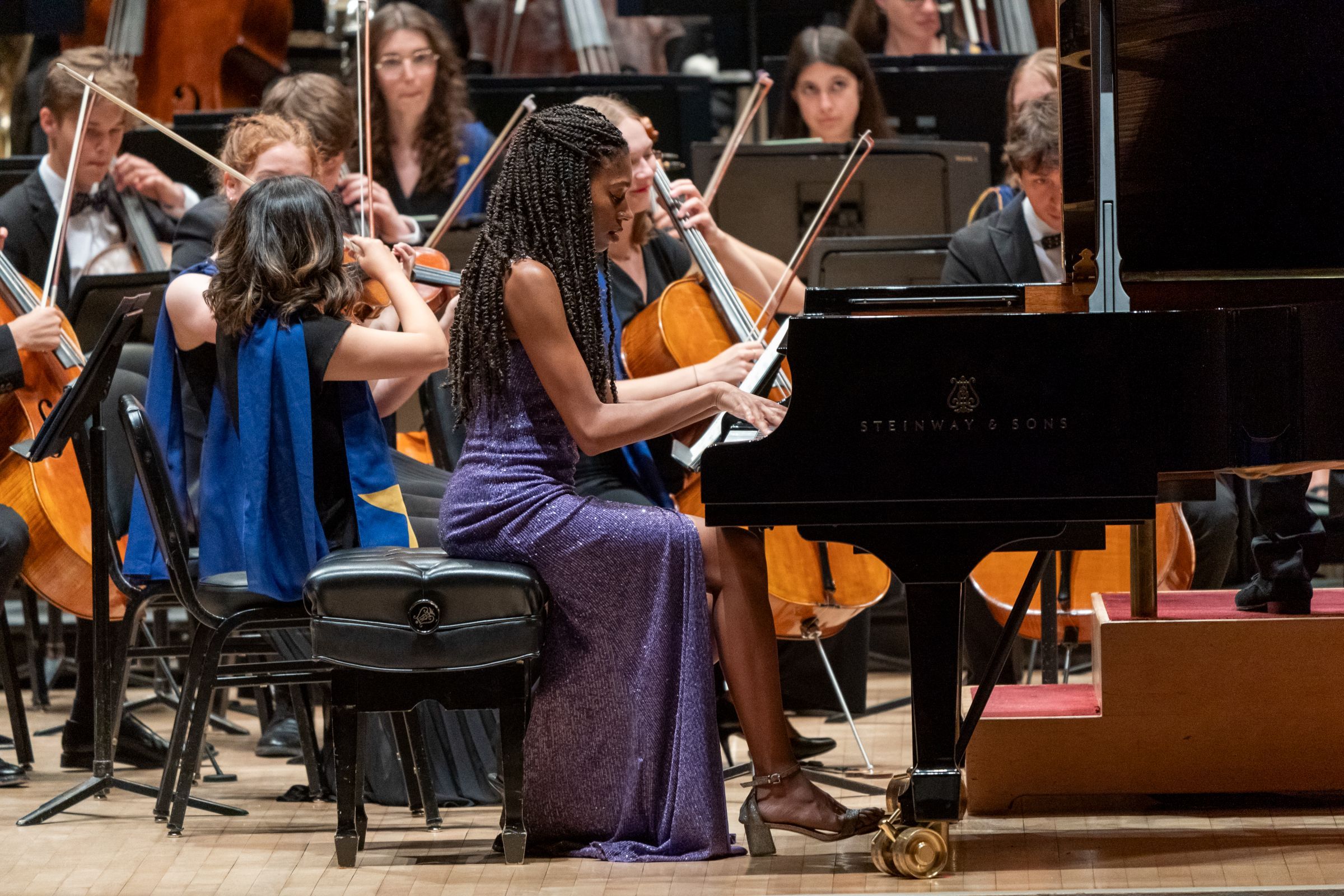 Isata Kanneh-Mason and the European Union Youth Orchestra &copy; Stephanie Berger