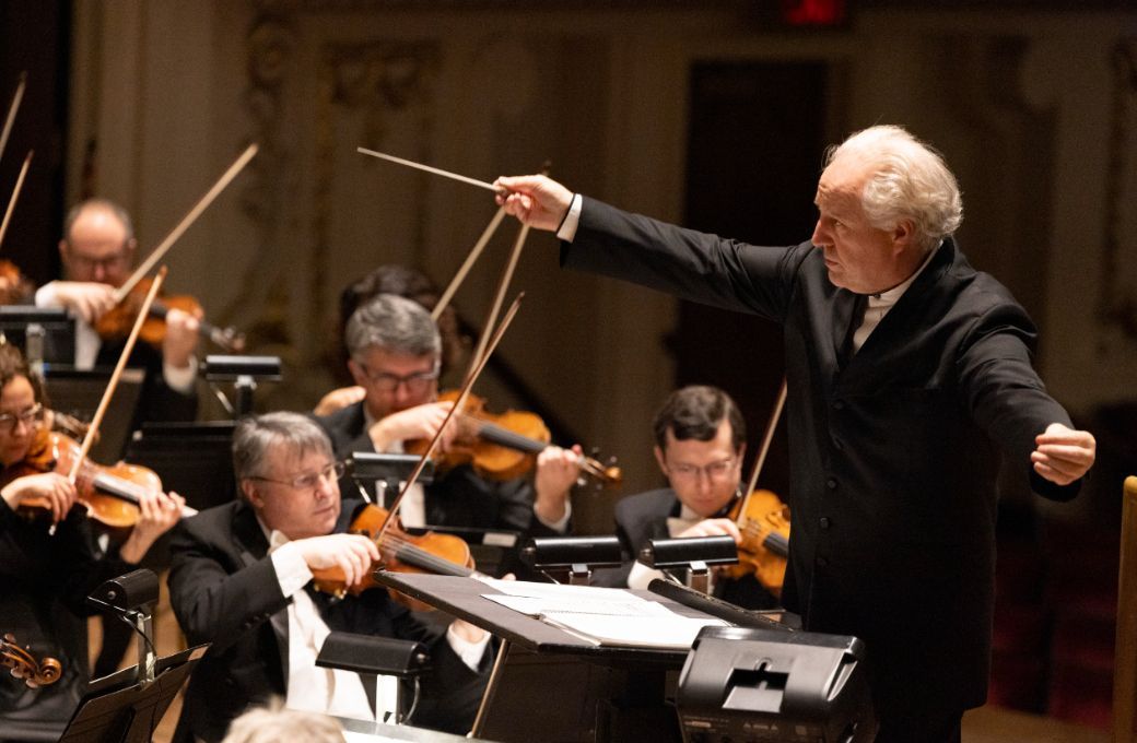 Manfred Honeck conducts the Pittsburgh Symphony &copy; George Lange