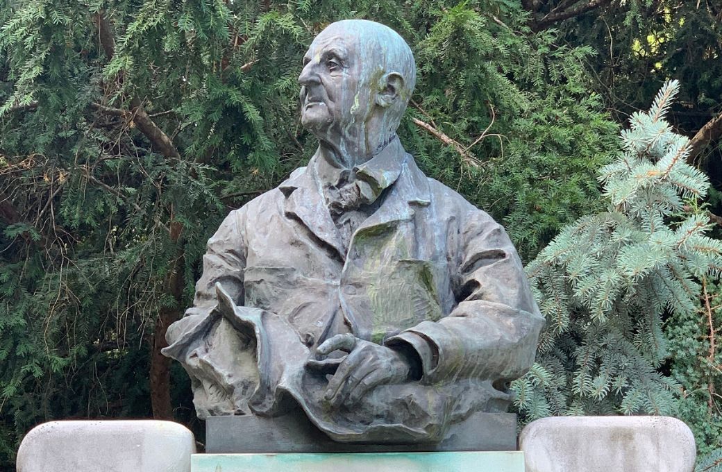 Anton Bruckner monument, Vienna &copy; Beno&icirc;t Prieur, CC0 | Wikimedia Commons