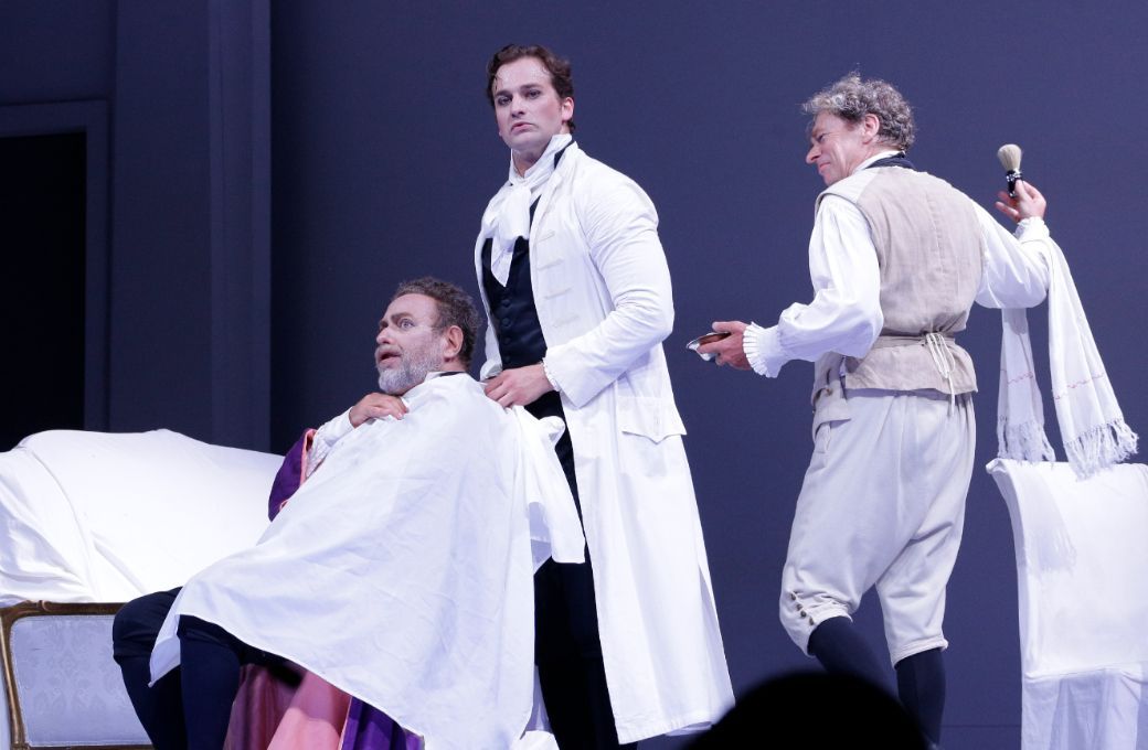 Carlo Lepore (Bartolo), Andrzej Filończyk (Figaro) and William Corrò © Amati Bacciardi