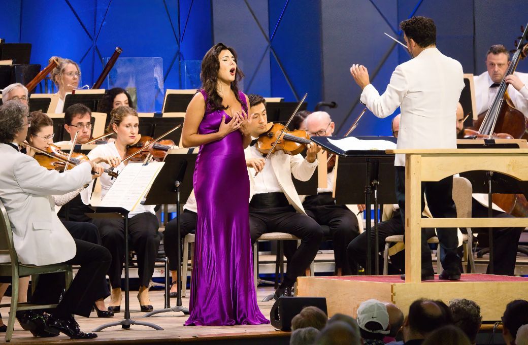 Elena Villal&oacute;n, James Gaffigan and the Boston Symphony &copy; Hilary Scott