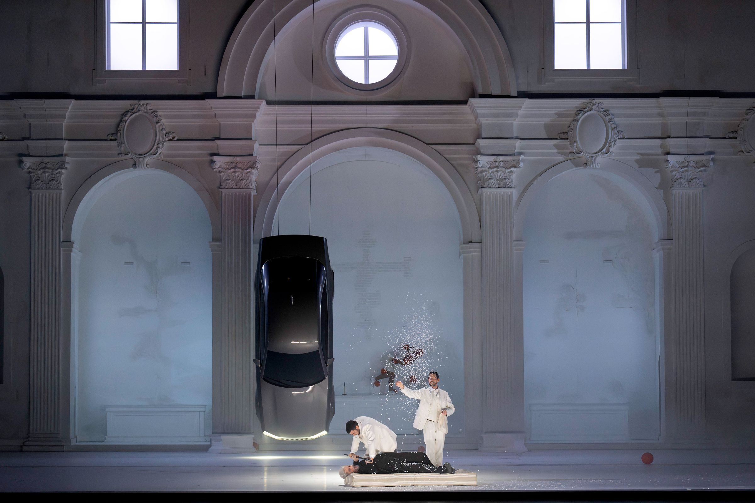 Dmitry Ulyanov (Il Commendatore), Davide Luciano (Don Giovanni) und Kyle Ketelsen (Leporello) &copy; Salzburger Festspiele | Monika Rittershaus