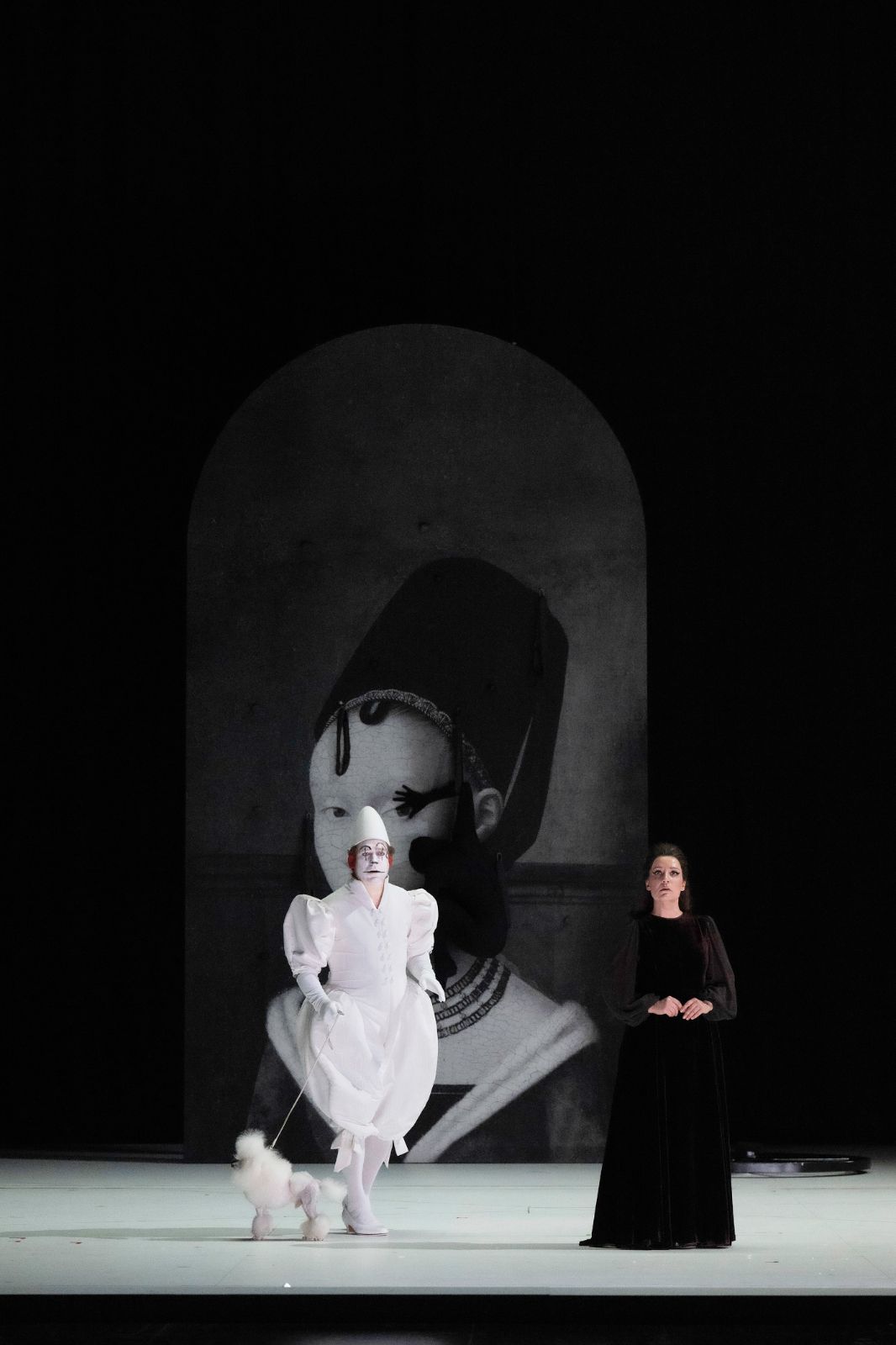 Julian Prégardien (Don Ottavio) und Nadezhda Pavlova (Donna Anna) &copy; Salzburger Festspiele | Monika Rittershaus