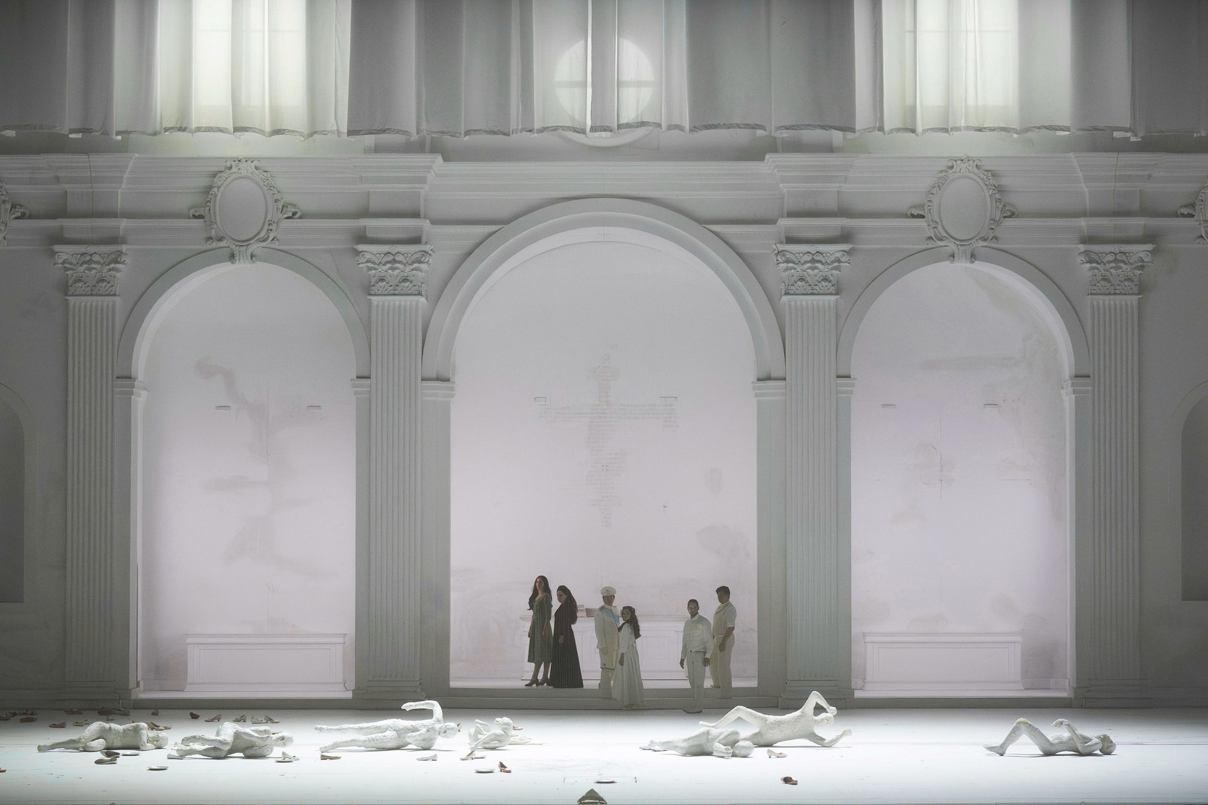 Federica Lombardi, Nadezhda Pavlova, Julian Prégardien, Anna El-Khashem, Kyle Ketelsen, Ruben Drole &copy; Salzburger Festspiele | Monika Rittershaus