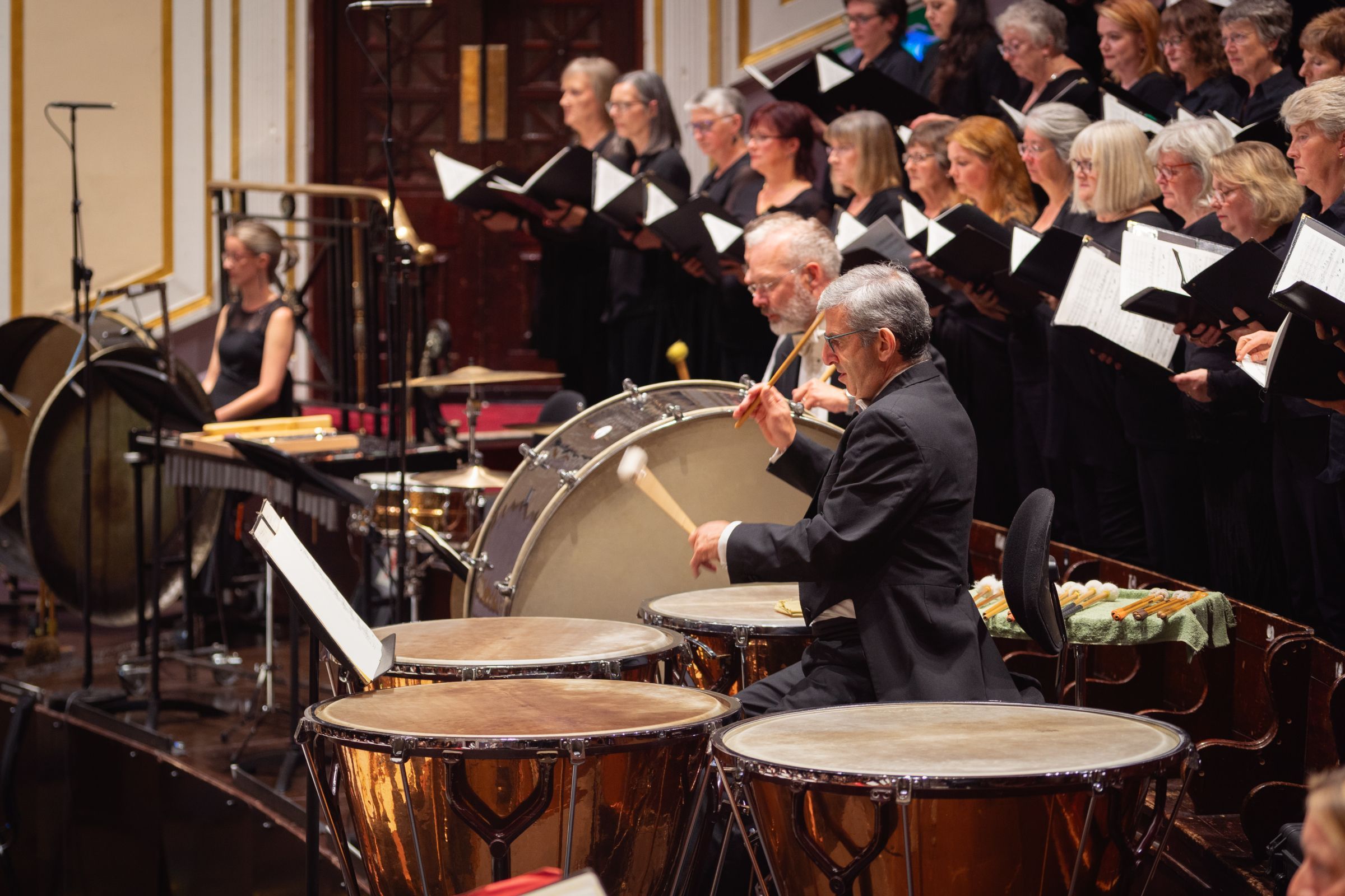 The Hallé and Edinburgh Festival Chorus &copy; Maxime Ragni