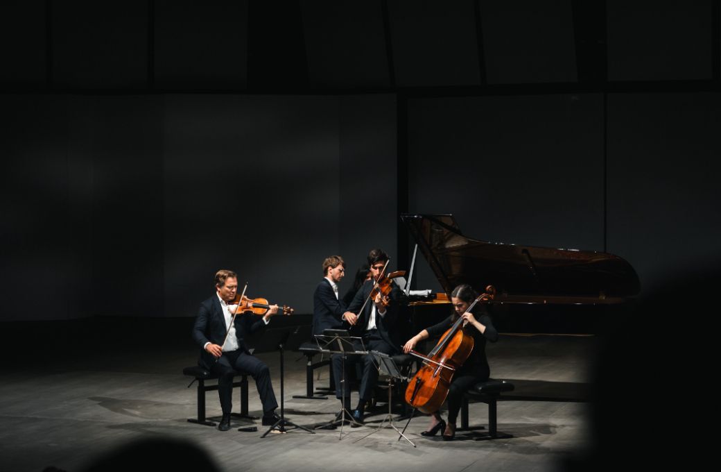 Renaud Capu&ccedil;on, Paul Zientara, St&eacute;phanie Huang et Guillaume Bellom &copy; Valentine Chauvin
