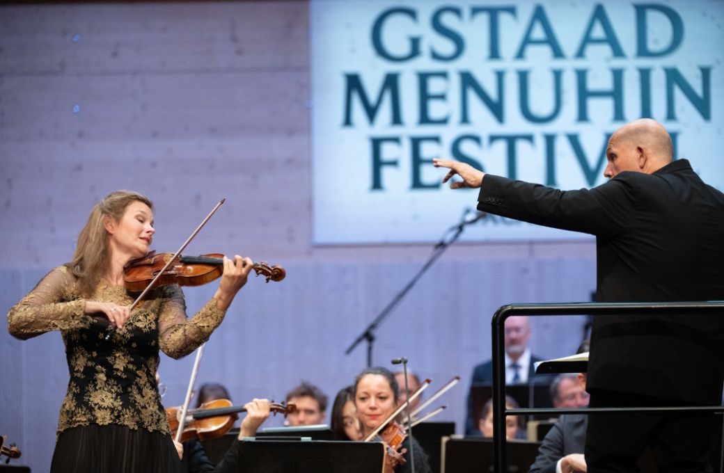 Janine Jansen, Jaap van Zweden et le Gstaad Festival Orchestra © Raphaël Faux