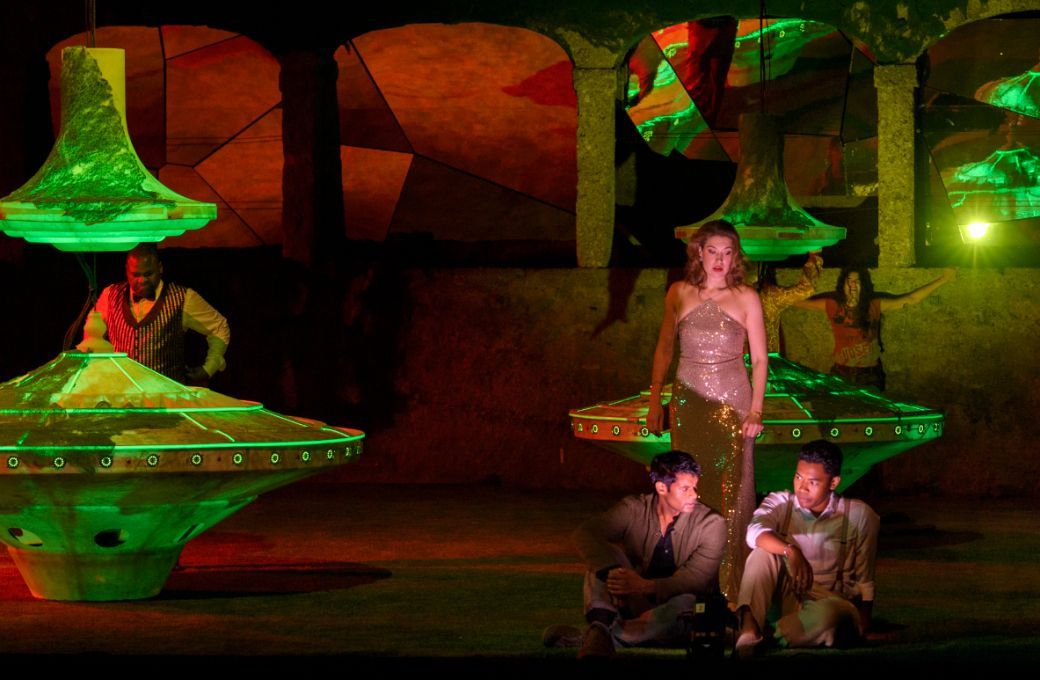 Sean Panikkar (Alexej), Nicole Chirka (Blanche), Michael Arivony (Astley), Asmik Grigorian (Polina) © SF | Ruth Walz