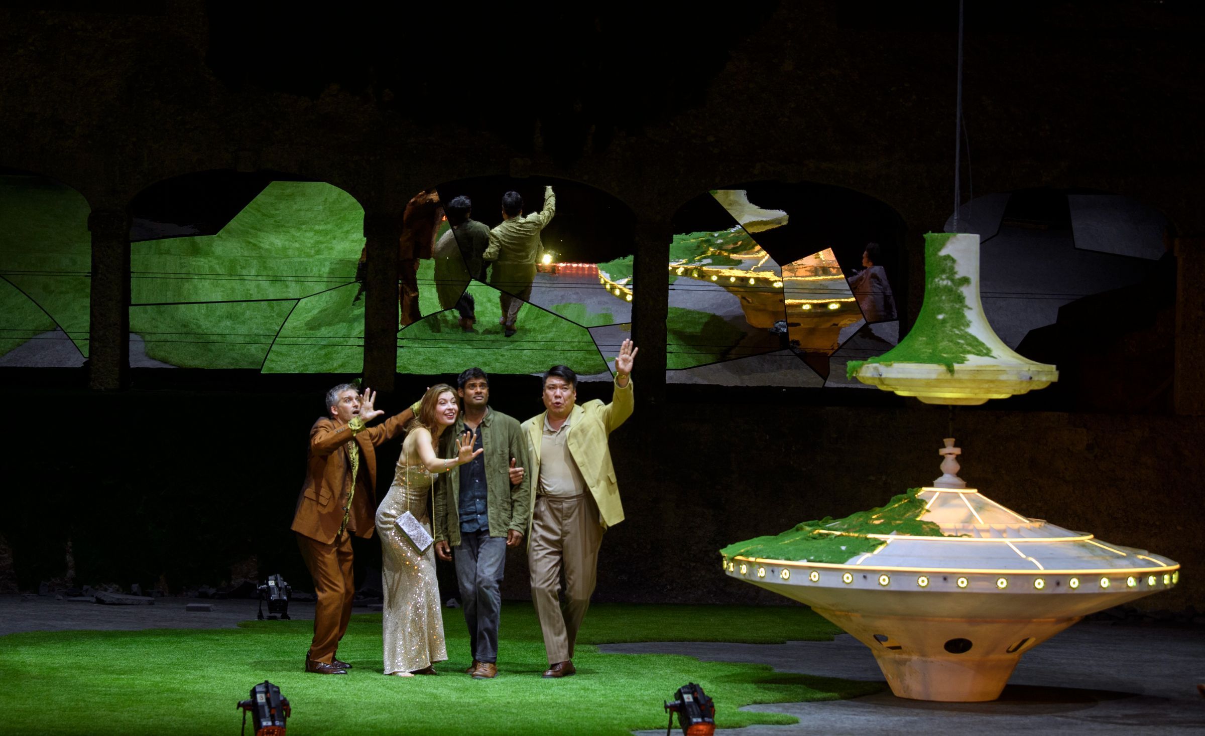 Juan F. Gatell (Marquis), Nicole Chirka (Blanche), Sean Panikkar, Peixin Chen (Der General a. D.) © SF | Ruth Walz