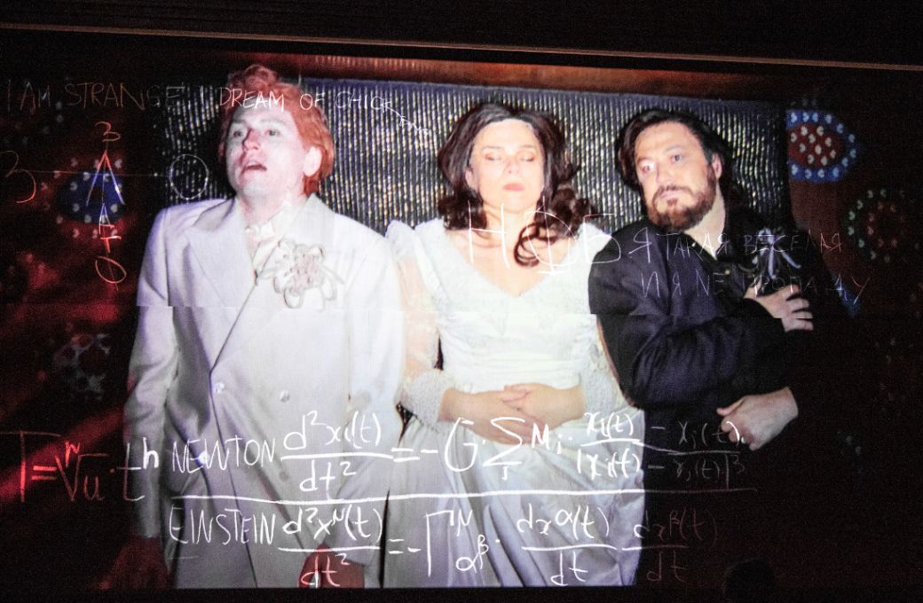 Bogdan Volkov (Myschkin), Au&scaron;rinė Stundytė (Nastassja Filippowna), Vladislav Sulimsky (Rogoschin) &copy; SF | Bernd Uhlig