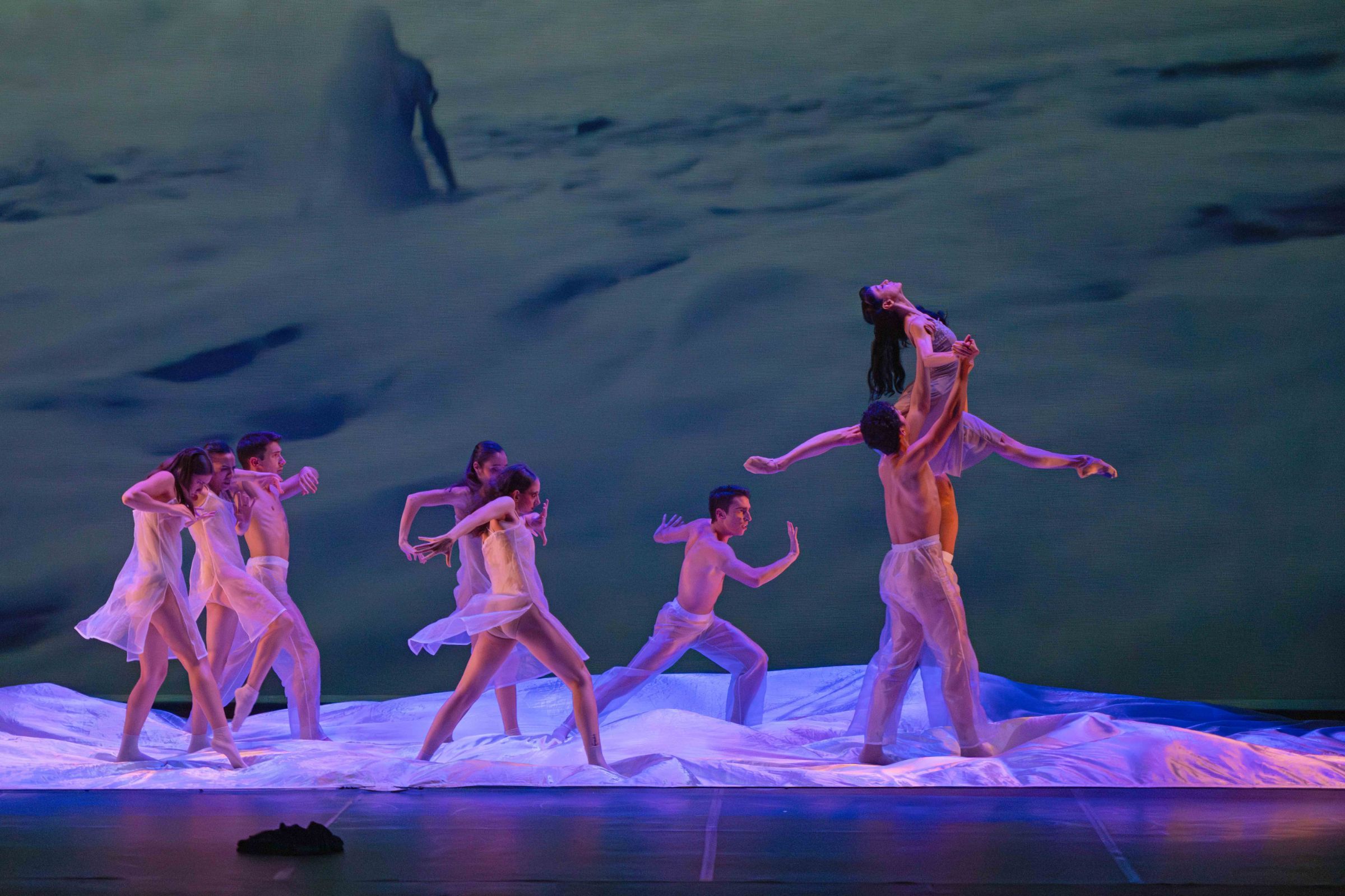 Lucia Lacarra Ballet in Matthew Golding's <i>Lost Letters</i> &copy; Jesus Vallinas