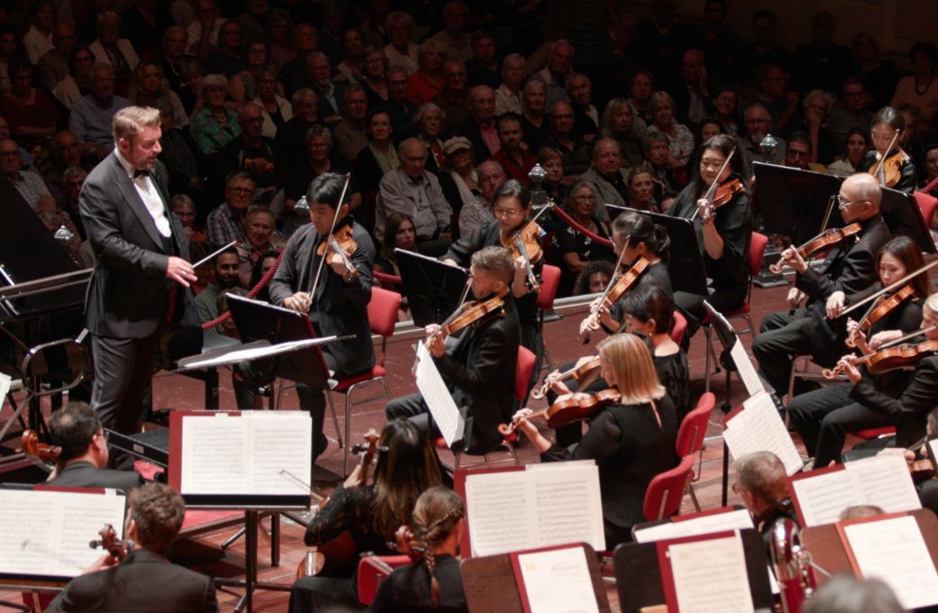 Matthias Pintscher dirigiert das Kansas City Symphony &copy; Het Concertgebouw