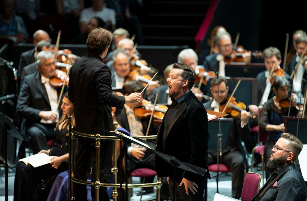 Jakub Hrůša, David Butt Philip and the Czech Philharmonic &copy; BBC | Andy Paradise