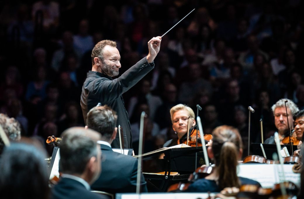 Kirill Petrenko conducts the Berliner Philharmoniker &copy; Stephan Rabold