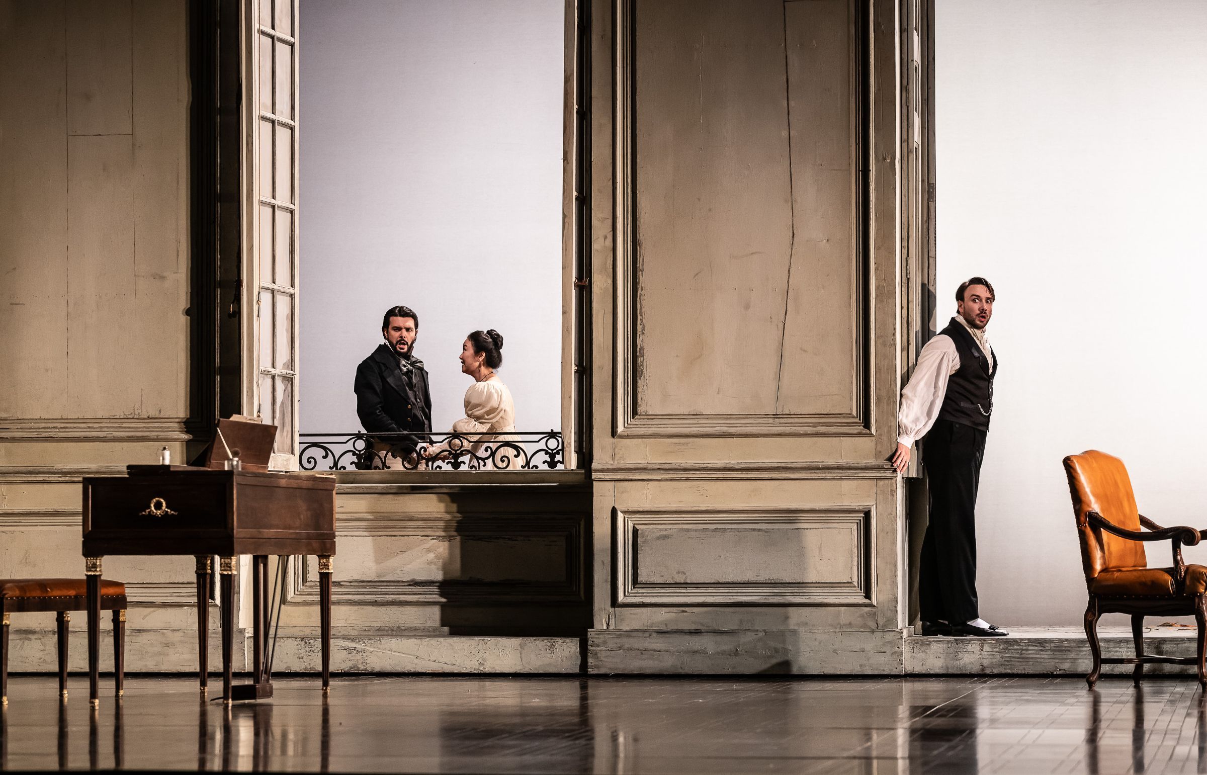 Luca Micheletti (Figaro), Ying Fang (Susanna) and Huw Montague Rendall (Count Almaviva) &copy; ROH | Clive Barda