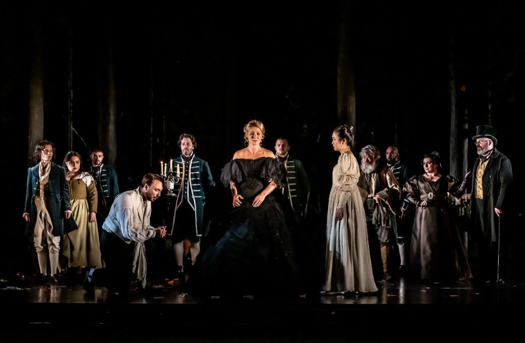 Huw Montague Rendall (Count), Maria Bengtsson (Countess) and Ying Fang (Susanna) &copy; ROH | Clive Barda