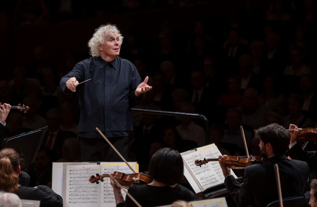 Simon Rattle dirige l'Orchestre symphonique de la Radio bavaroise à Lucerne © Priska Ketterer / Lucerne Festival