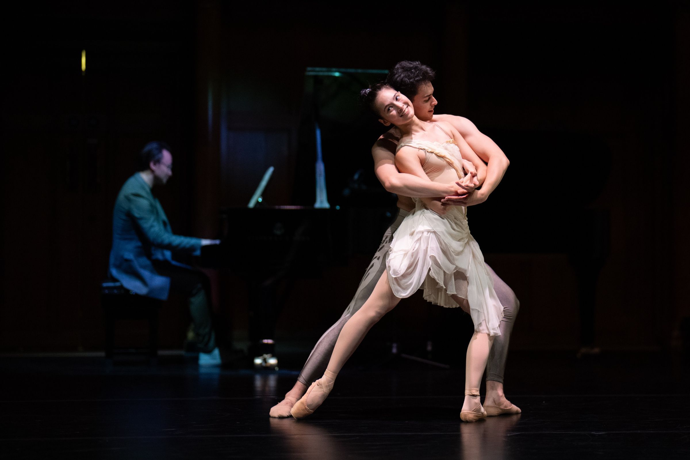Sarah Pierce and James Lankford in Nick Mullikin's <i>Leto</i> © Deborah Jaffe