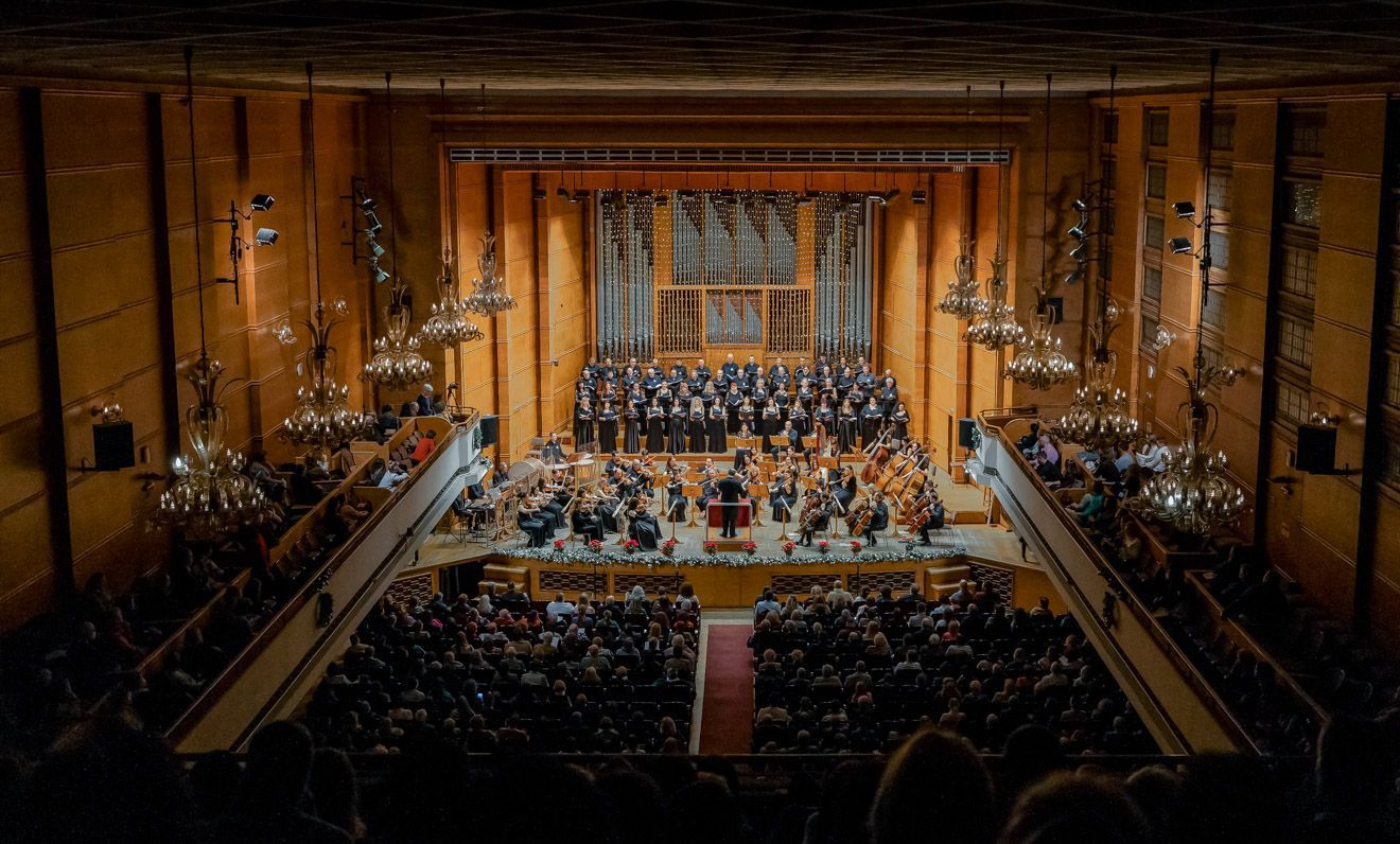 Sofia Philharmonic Orchestra, with National Philharmonic Choir &copy; Victoria Vucheva
