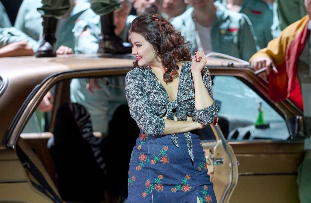 Aigul Akhmetshina (Carmen) © Wiener Staatsoper | Michael Pöhn