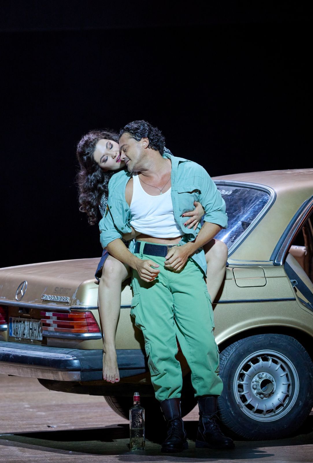 Aigul Akhmetshina (Carmen) und Vittorio Grigolo (Don José) &copy; Wiener Staatsoper | Michael Pöhn