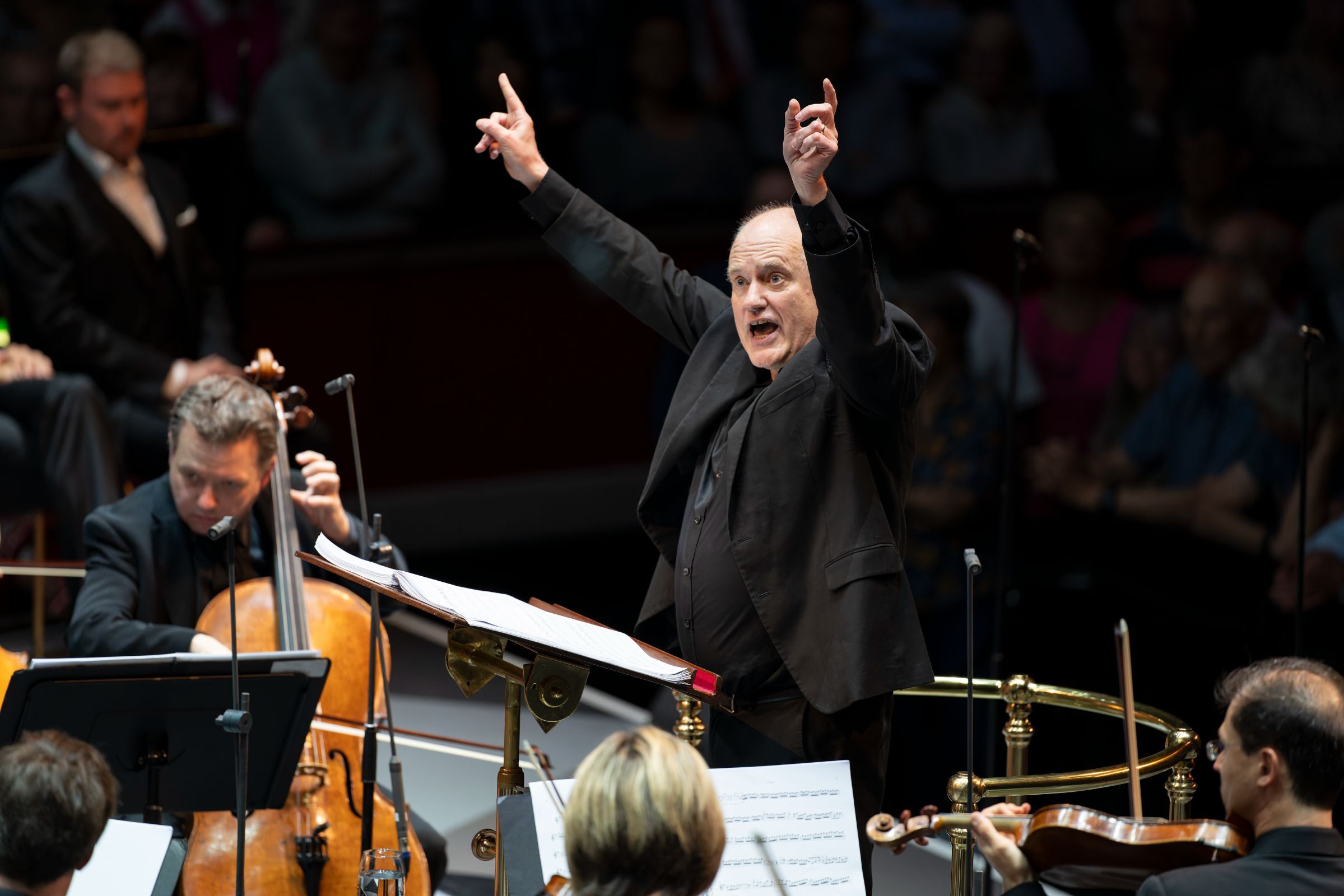 John Butt conducts <i>Messiah</i> &copy; BBC | Andy Paradise